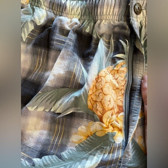 Tommy Bahama Swim Trunks Black White Plaid Large Pineapples Mesh Lining size L - Picture 4 of 8